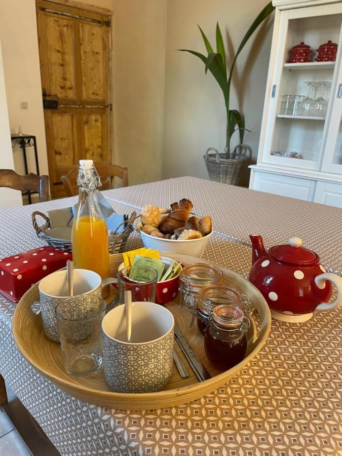 Bed and Breakfast Mas De La Forge Noguier Vergèze Zewnętrze zdjęcie